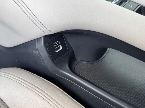 Used 2023 Honda HR-V EX-L image 21