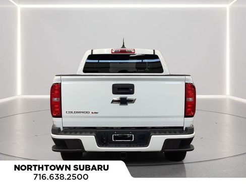 Used 2020 Chevrolet Colorado W/T w/ Custom Special Edition AWD/4WD image 4