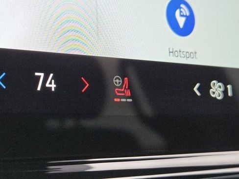 Used 2025 Ford Expedition Tremor image 14