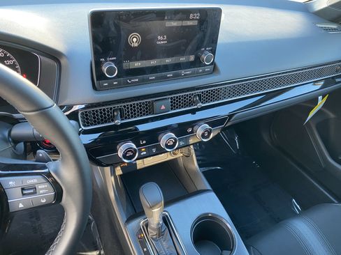 Used 2026 Honda Civic Sport image 17