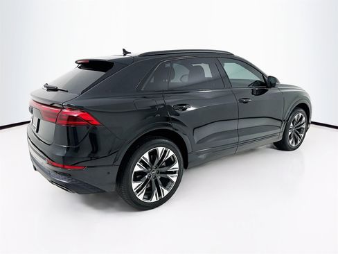 Used 2025 Audi Q8 Premium Plus image 8