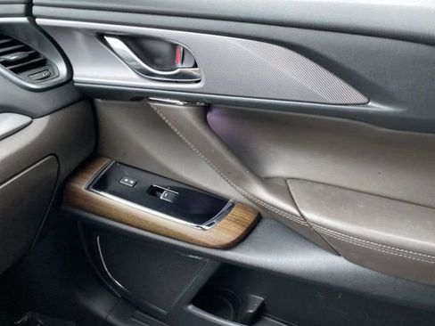 Used 2021 MAZDA CX-9 Signature image 31