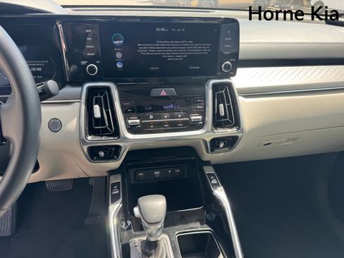 Certified 2023 Kia Sorento SX AWD/4WD image 21
