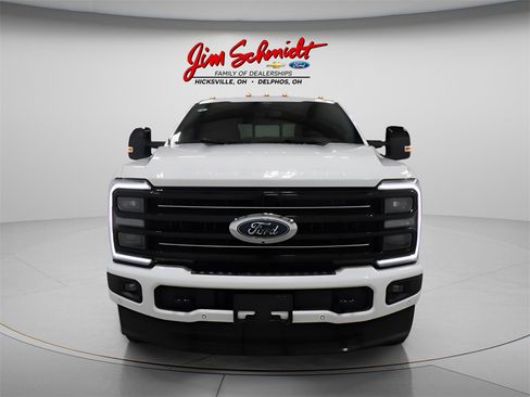 Used 2025 Ford F350 Platinum image 3