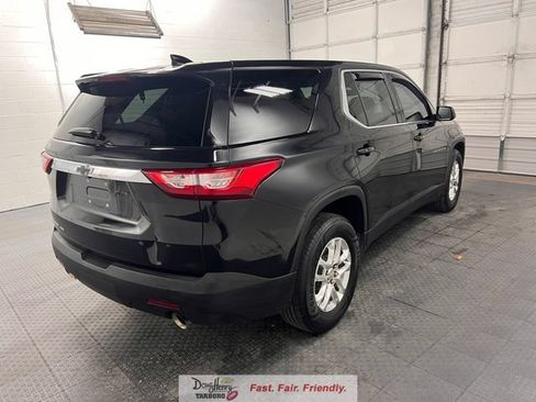 Used 2019 Chevrolet Traverse LS w/ LPO, Black Accent Package AWD/4WD image 8