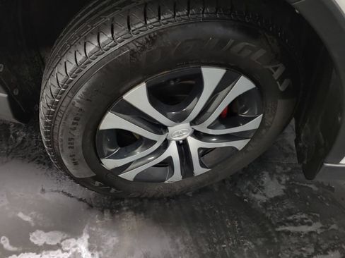 Used 2018 Toyota RAV4 LE w/ All Weather Liner Package AWD/4WD image 10