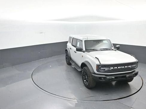 New 2026 Ford Bronco Badlands AWD/4WD image 25