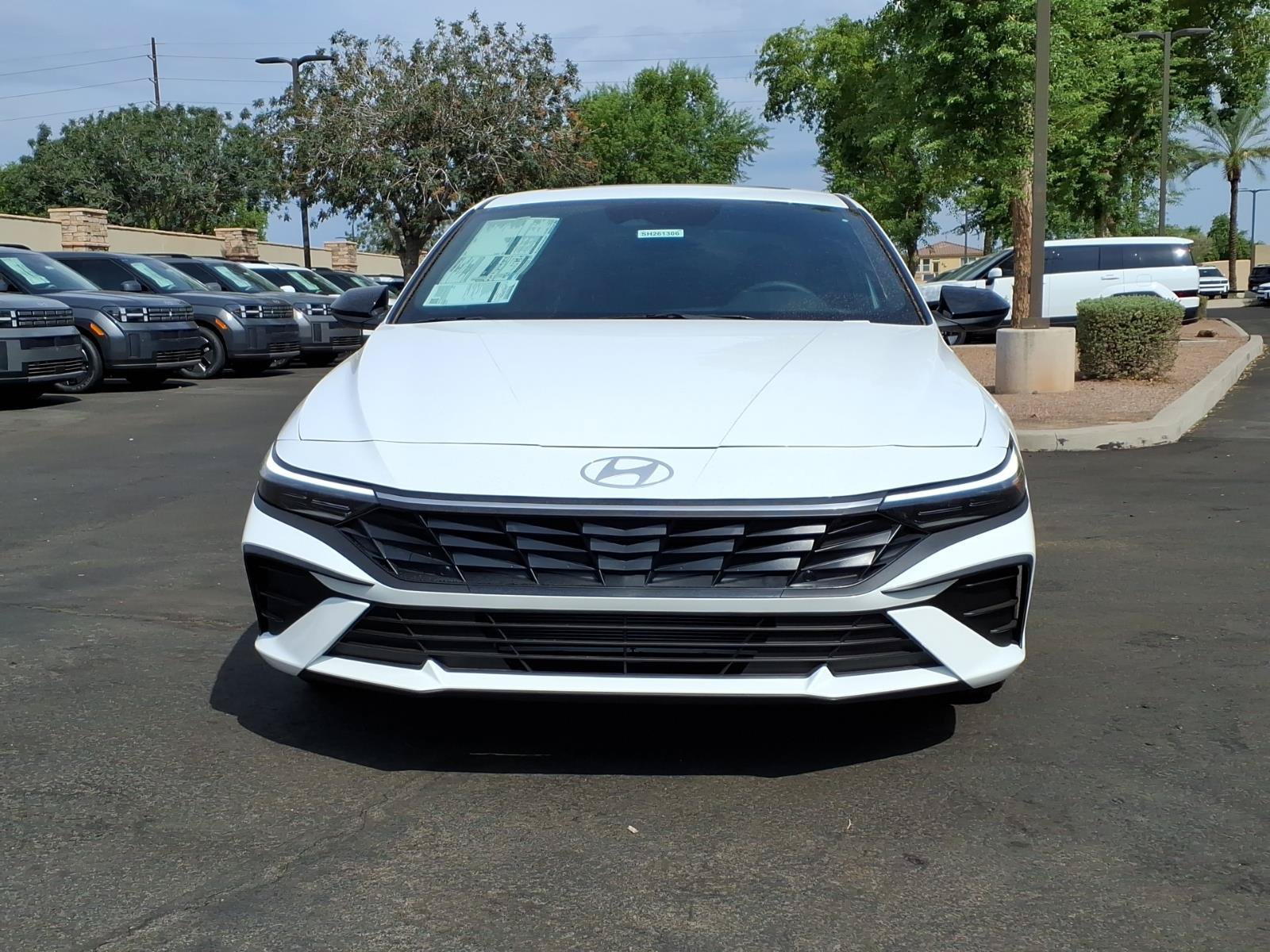 New 2026 Hyundai Elantra SEL Sport FWD image 2