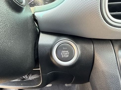Used 2019 Hyundai Kona Ultimate FWD image 22