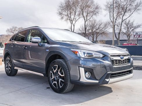 Used 2020 Subaru Crosstrek Hybrid w/ Moonroof Package w/Navigation AWD/4WD image 11