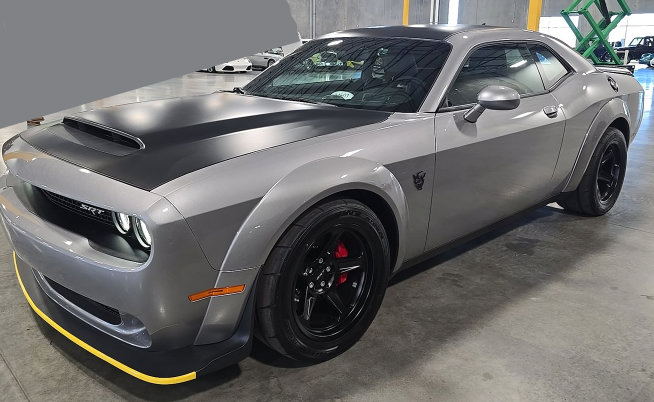 Used 2018 Dodge Challenger SRT Demon RWD image 1