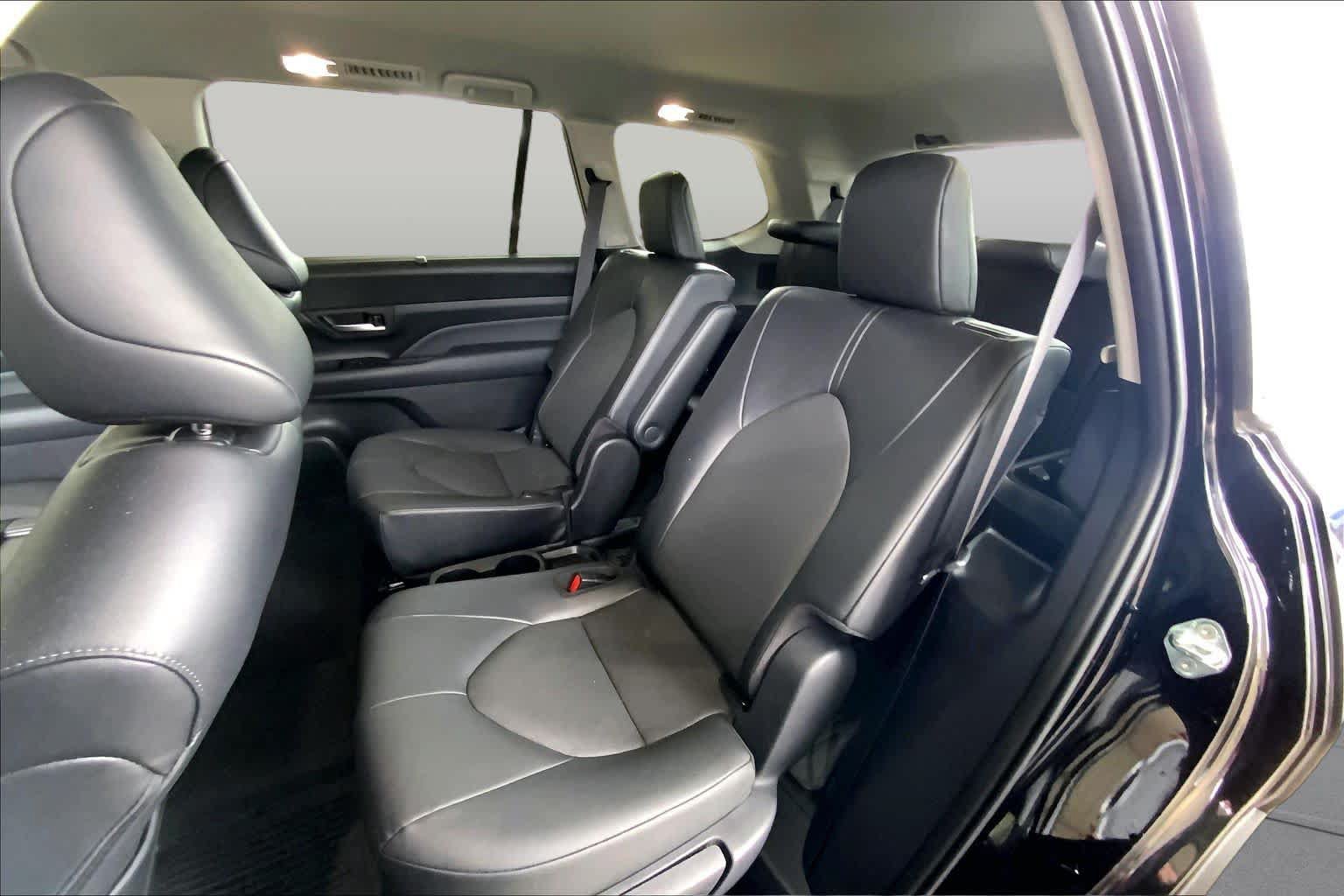 Used 2024 Toyota Grand Highlander FWD image 20