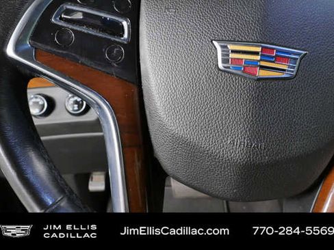 Used 2020 Cadillac Escalade ESV Luxury AWD/4WD image 10