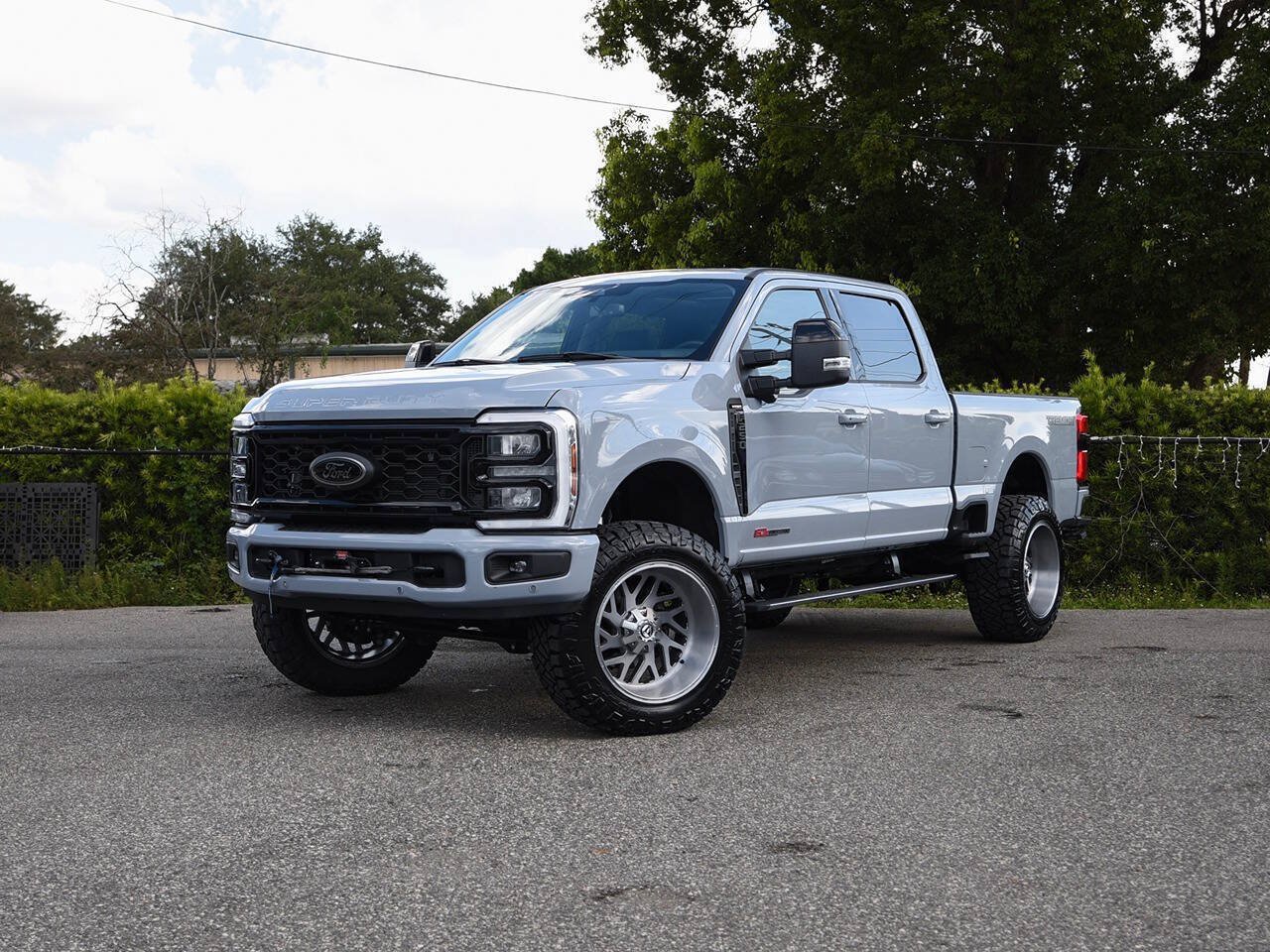 Used 2024 Ford F250 Lariat w/ Lariat Ultimate Package AWD/4WD image 1
