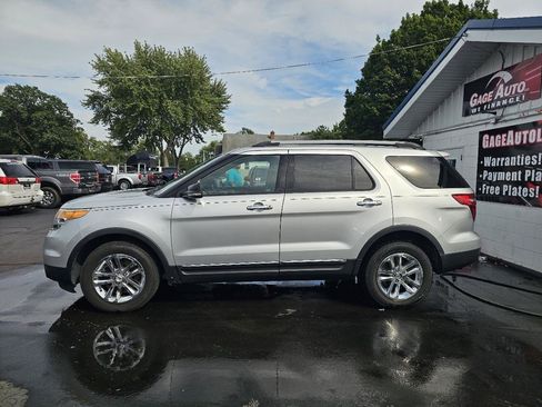Used 2015 Ford Explorer XLT AWD/4WD image 6