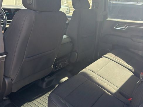 Used 2023 Chevrolet Silverado 1500 LT AWD/4WD image 11