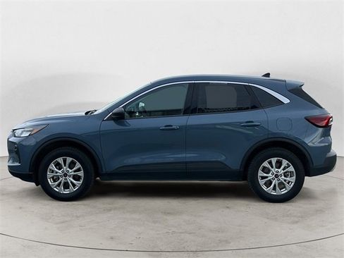 Used 2024 Ford Escape Active image 2