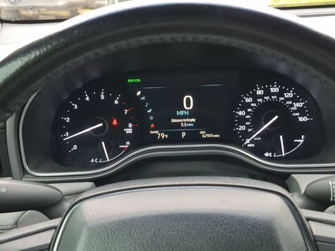 Used 2019 Toyota Avalon XLE w/ All Weather Liner Package FWD image 33