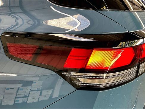 New 2026 Volkswagen Tiguan SE R-Line image 25