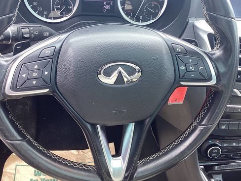 Used 2018 INFINITI QX30 AWD image 22