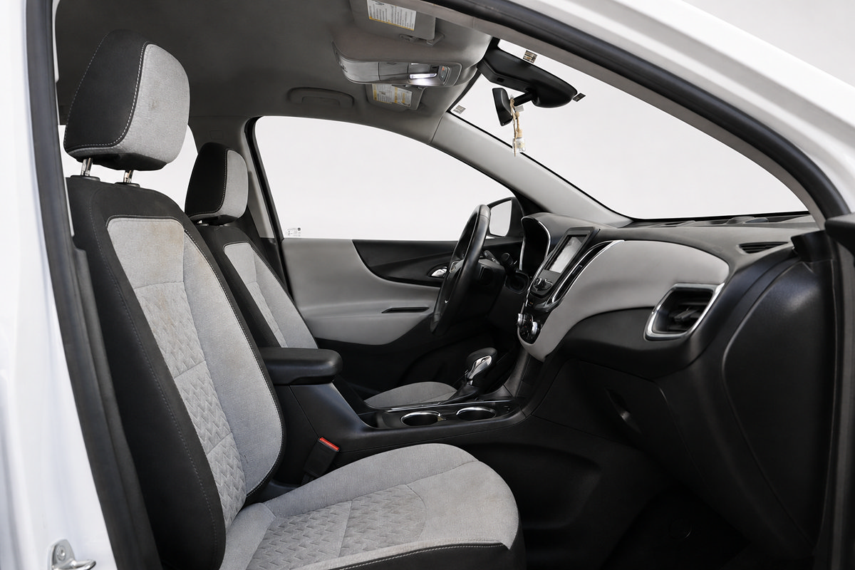 Used 2022 Chevrolet Equinox LT w/ Driver Convenience Package FWD image 21
