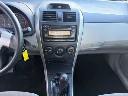 Used 2012 Toyota Corolla L image 16