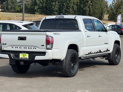 Used 2023 Toyota Tacoma Limited w/ Black Out Package (TMS) image 4