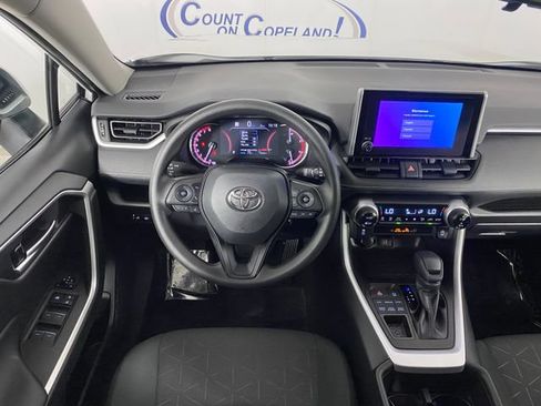 Certified 2023 Toyota RAV4 XLE AWD/4WD image 17