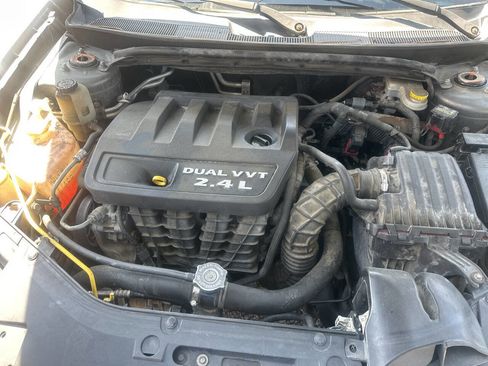 Used 2013 Chrysler 200 Touring image 15