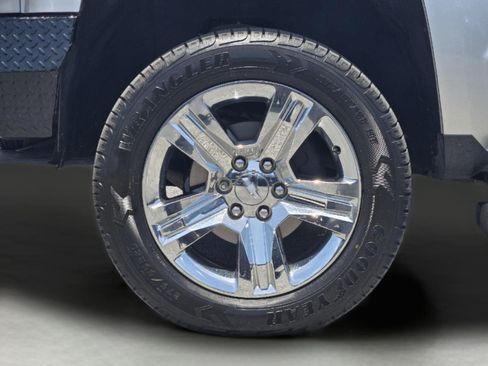 Used 2018 Chevrolet Silverado 1500 Custom w/ Texas Edition AWD/4WD image 11