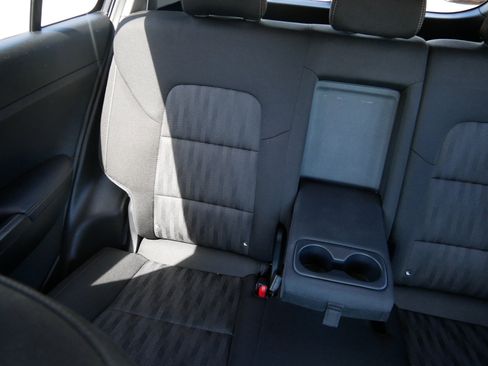 Used 2020 Kia Sportage LX AWD/4WD image 12