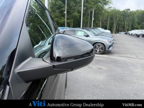 Used 2023 Chevrolet TrailBlazer LT AWD/4WD image 11