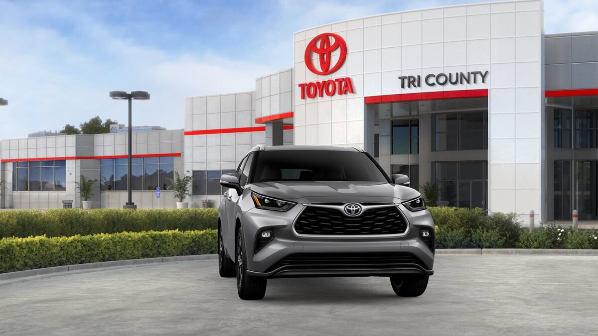New 2026 Toyota Highlander XLE AWD/4WD image 2