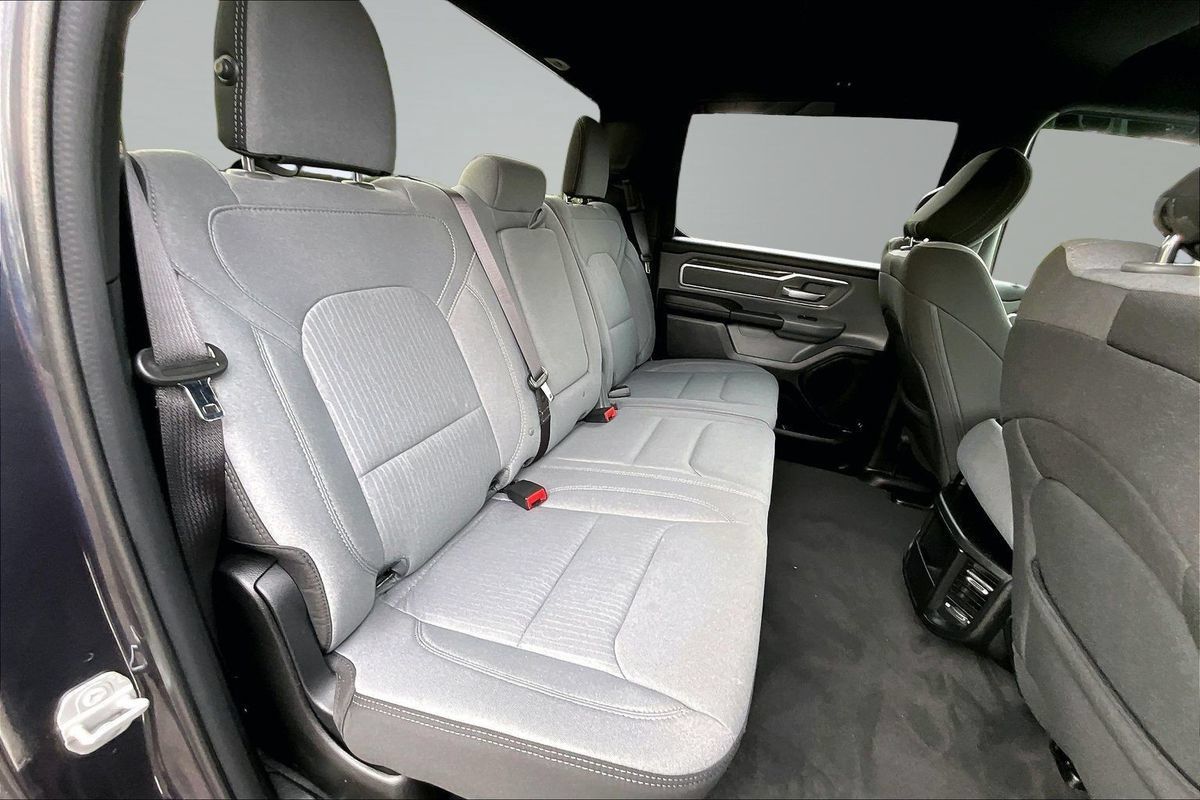 Used 2021 RAM 1500 Big Horn AWD/4WD image 14