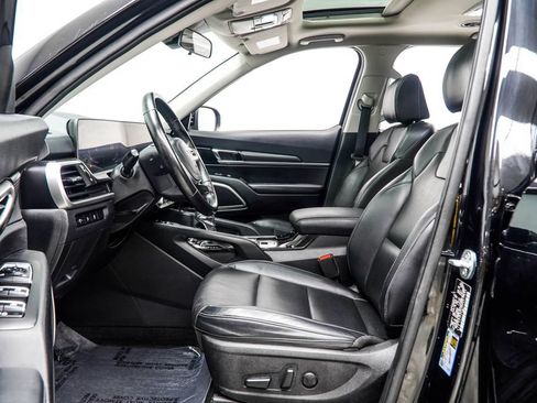 Used 2023 Kia Telluride S w/ S Sunroof Package FWD image 27