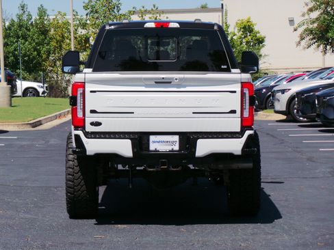 Used 2025 Ford F250 Platinum w/ Platinum Plus Package AWD/4WD image 29