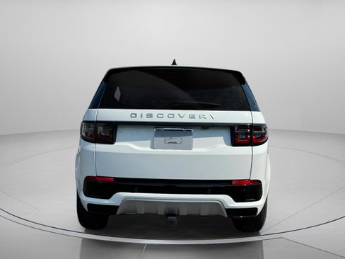 Used 2025 Land Rover Discovery Sport S image 4