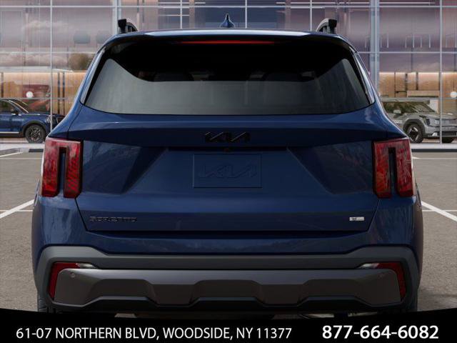 Used 2025 Kia Sorento SX AWD/4WD image 15