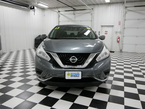 Used 2017 Nissan Murano S image 8