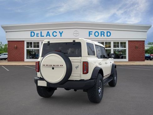 New 2026 Ford Bronco Outer Banks AWD/4WD image 8