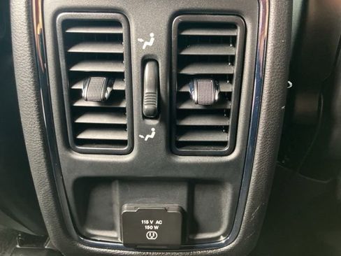 Used 2021 Jeep Grand Cherokee Laredo X RWD image 18