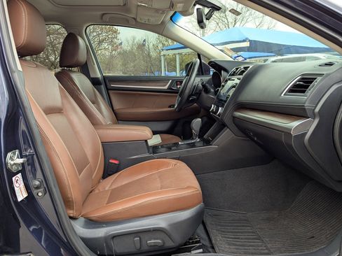 Used 2018 Subaru Outback 2.5i Touring w/ Popular Package #3 image 23