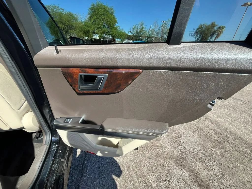 Used 2014 Mercedes-Benz GLK 350 2WD image 15