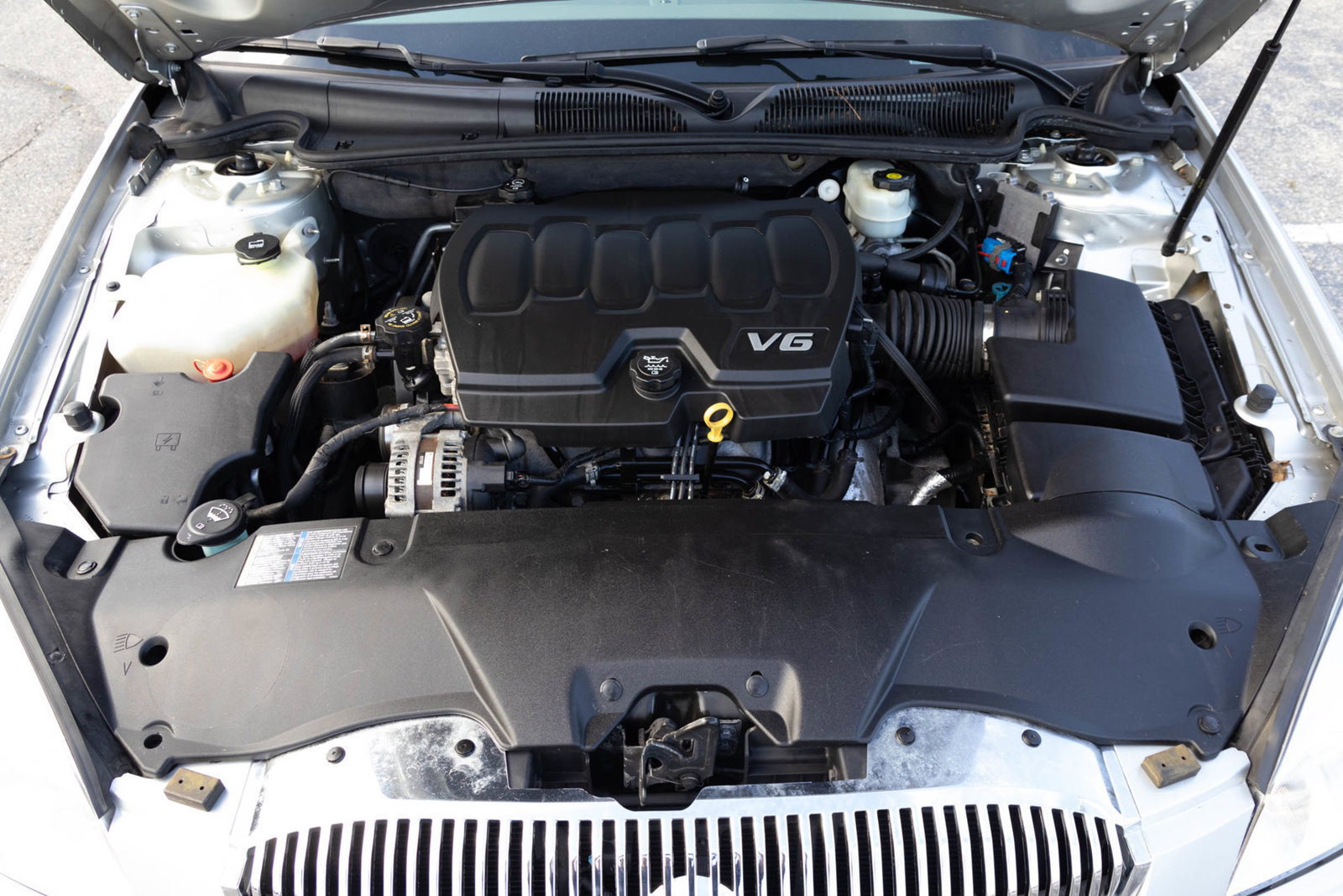 Used 2009 Buick Lucerne CX FWD image 42