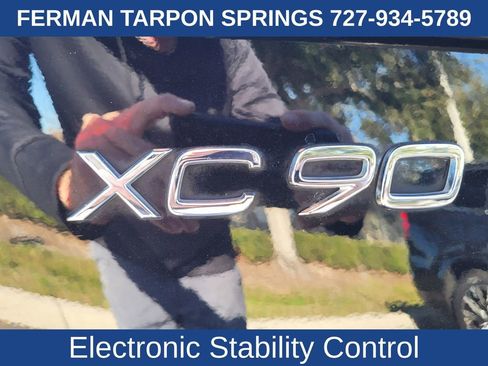 Certified 2022 Volvo XC90 T5 Momentum image 19