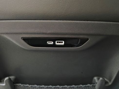 New 2026 Chrysler Pacifica Select image 31