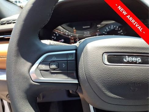Used 2024 Jeep Compass Limited AWD/4WD image 15