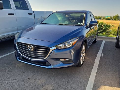 Used 2017 MAZDA MAZDA3 Touring w/ Popular Equipment Package FWD image 1
