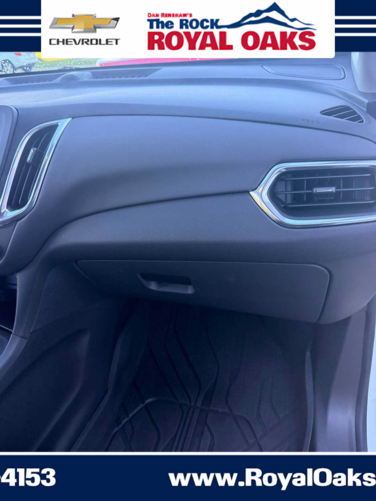Used 2024 Chevrolet Equinox LT w/ LPO, Floor Liner Package FWD image 18