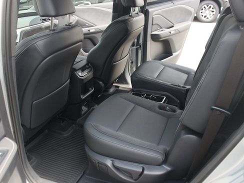 Used 2026 Lexus TX 550h AWD Plug-In Hybrid w/ Technology Package image 11